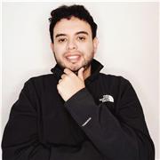 Formación Jurídica Integral con Enfoque Crítico y Experiencia Profesional Aplicada